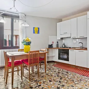 Castello Cozy X4 - Calle Crosera Apartment