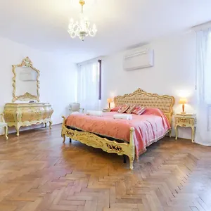 Ca Virgilio Apartment